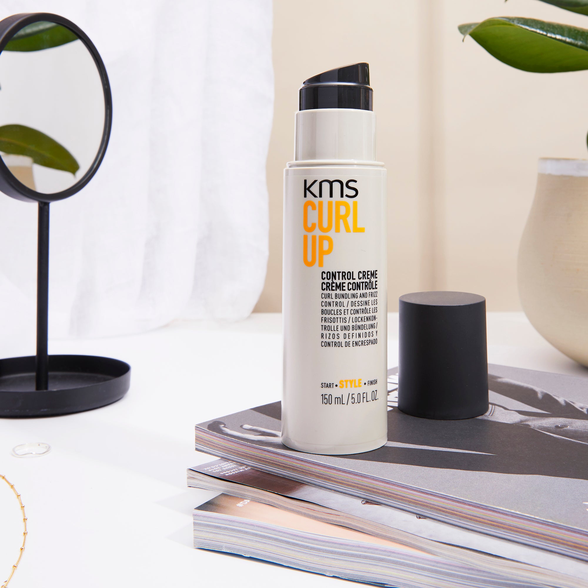 KMS CURLUP Control Creme